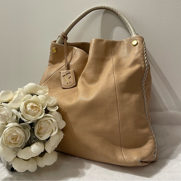 Furla - Large Leather Hobo Bag - Picture 5 of 8